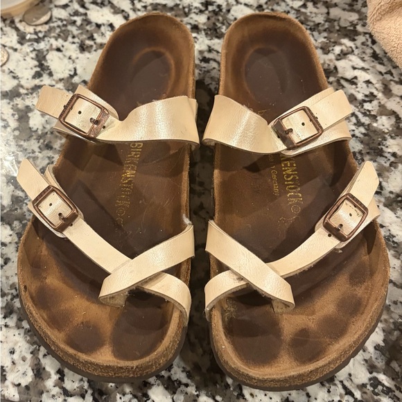 Birkenstock Shoes - Birkenstock Mayari EU 39